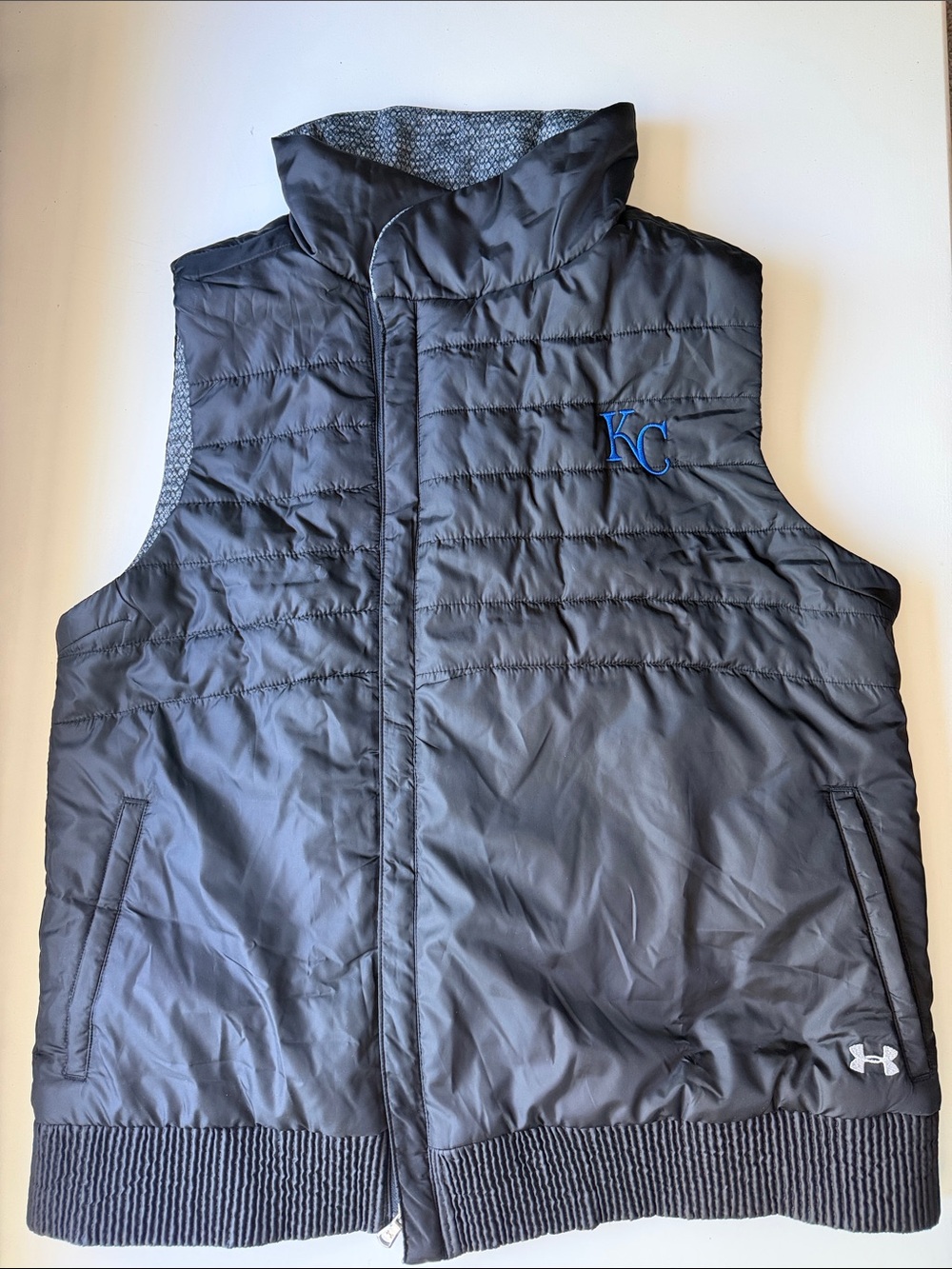 Kansas City royals embroidered under armour vest size Large